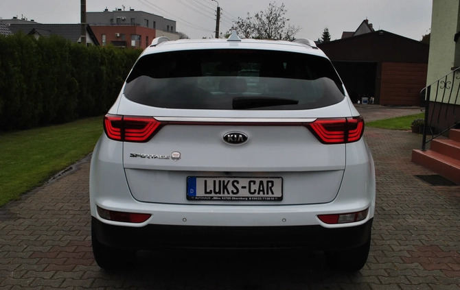 Kia Sportage cena 73999 przebieg: 117000, rok produkcji 2018 z Maszewo małe 781